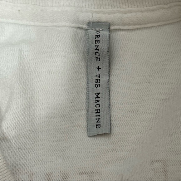 Florence and the Machine Concert Tshirt Dance Fever tour - Picture 4 of 4